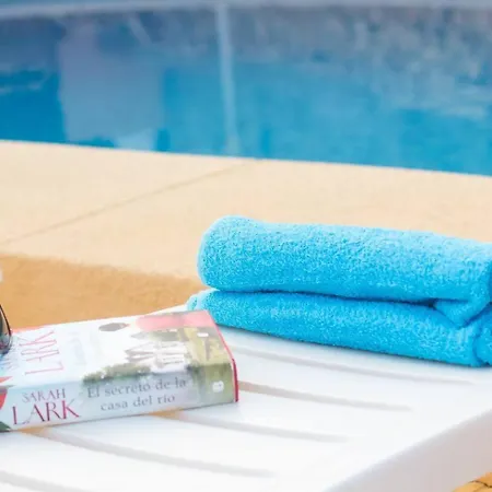 Bassetes Piscina Privada Frente Al Mar 칼페