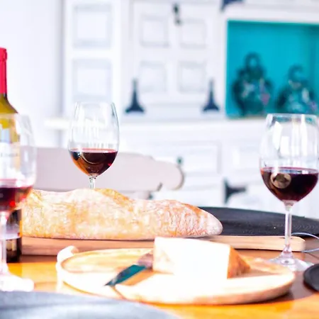 Bassetes Piscina Privada Frente Al Mar 빌라 칼페